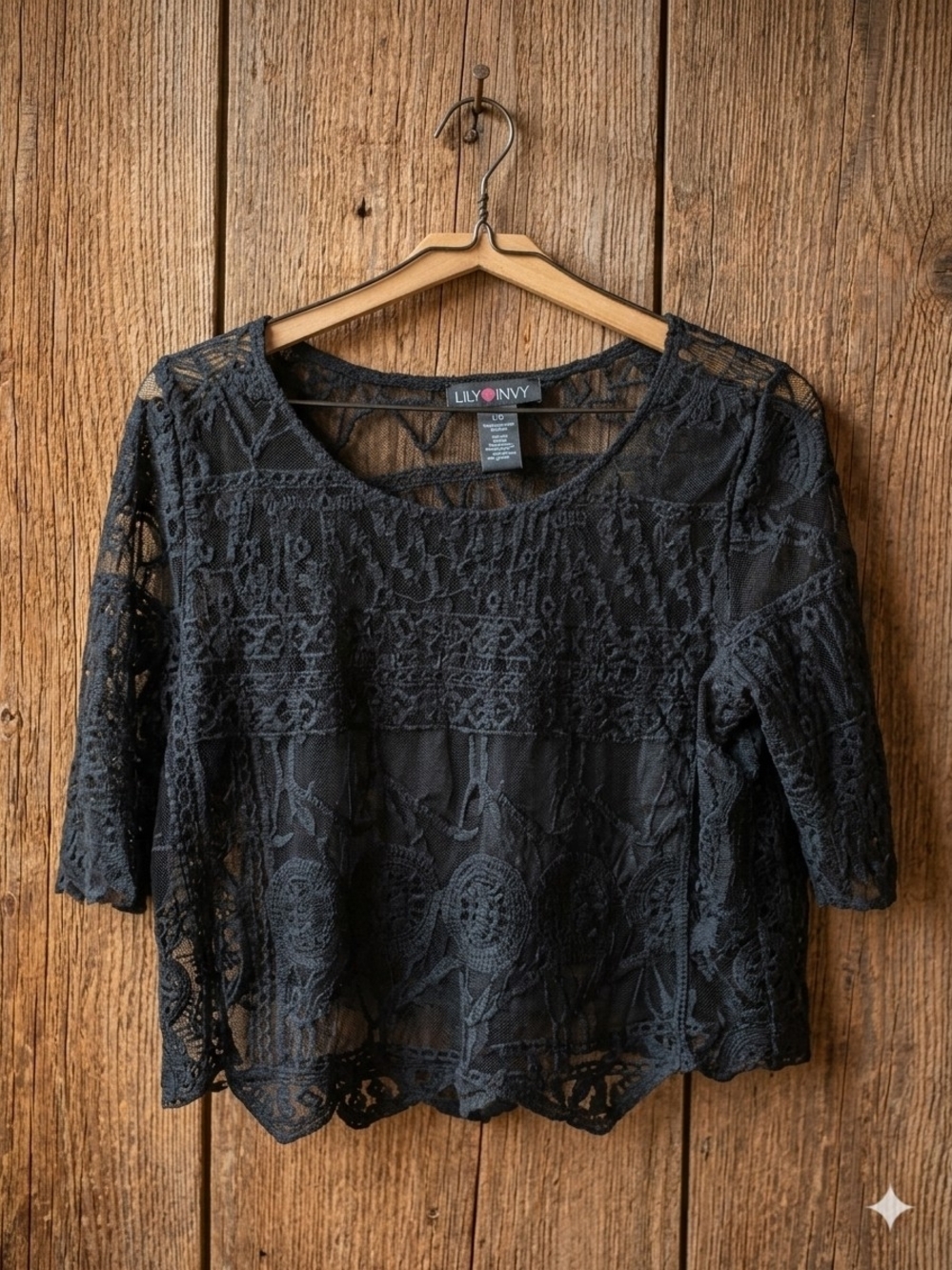 Lu 💜 NYC Black Lace Cropped Blouse